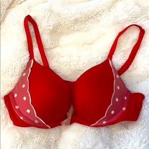 Victoria Secrets, fabulous bra 34B